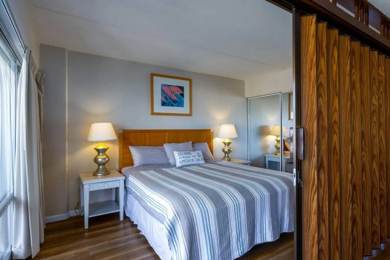 1519 Ilikai Collection 9. Beachfront Resort, Upgraded Honolulu Lejlighed